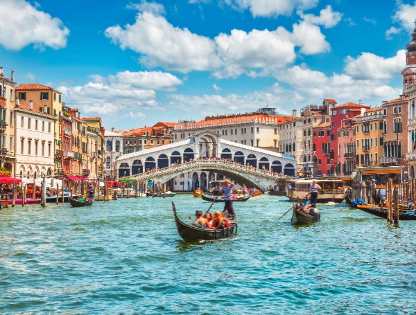 Une gondole sur le Grand Canal