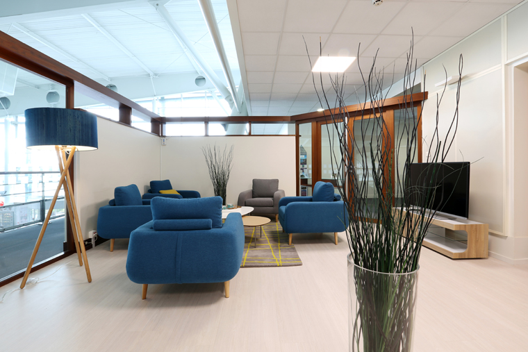 Salon Lounge