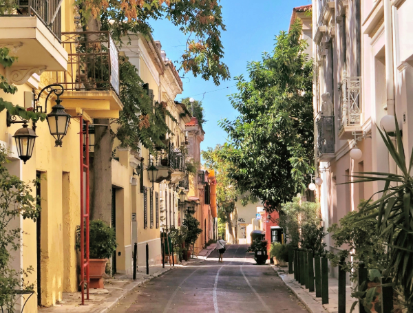 plaka-athènes-grèce-rennes-vol-despina-galani