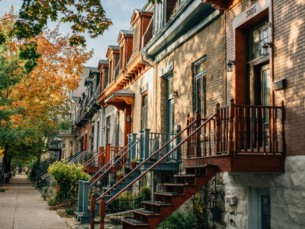 vieux-montréal-canada-vol-rennes-the-bialons