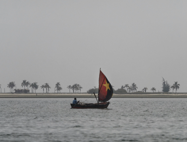 luanda-angola-afrique-aeroport-rennes-jorge-sa-pinheiro