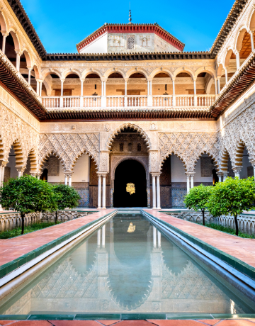 L'Alcazar de Séville. Le Patio de las Doncellas dans le palais royal, l'Alcazar (construit en 1360), Espagne